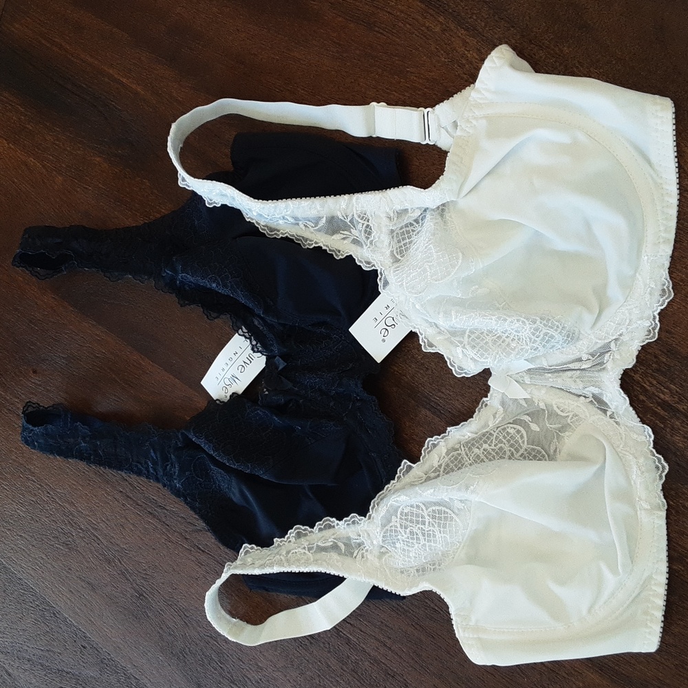 2 Curve Muse Shapewear Bras